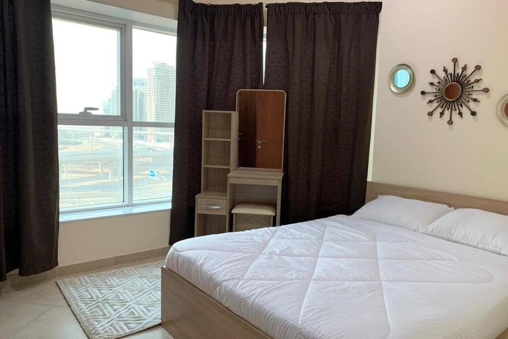 Cozy 2Bhk Near To Dmcc Metro Station -505 Apartment Dubai Exterior photo