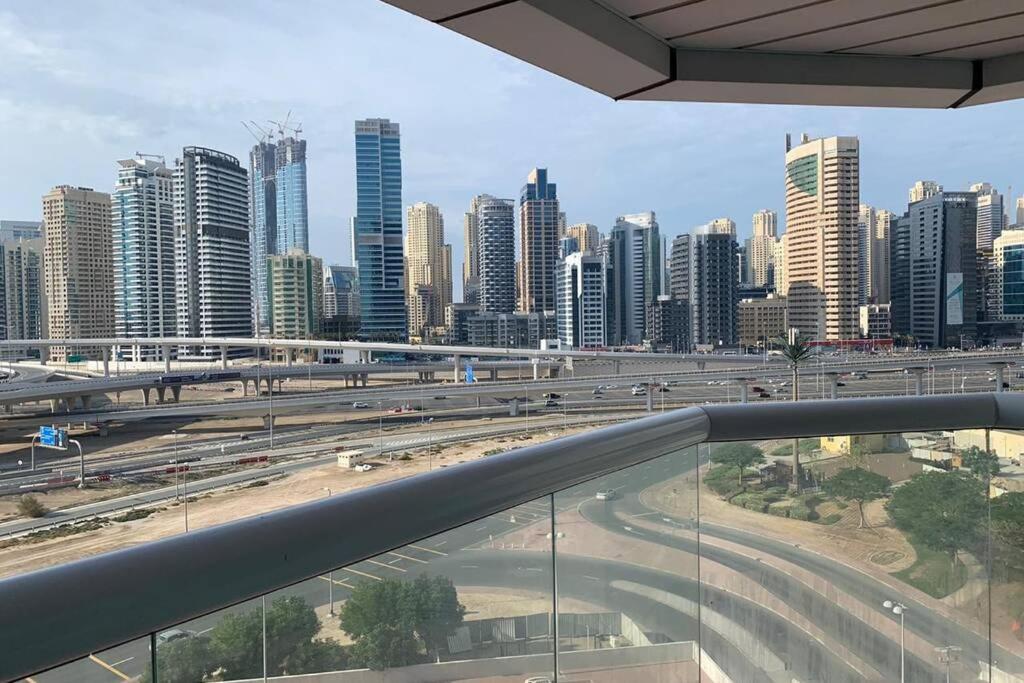 Cozy 2Bhk Near To Dmcc Metro Station -505 Apartment Dubai Exterior photo